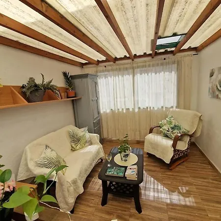 Casa Familiar2 Apartment